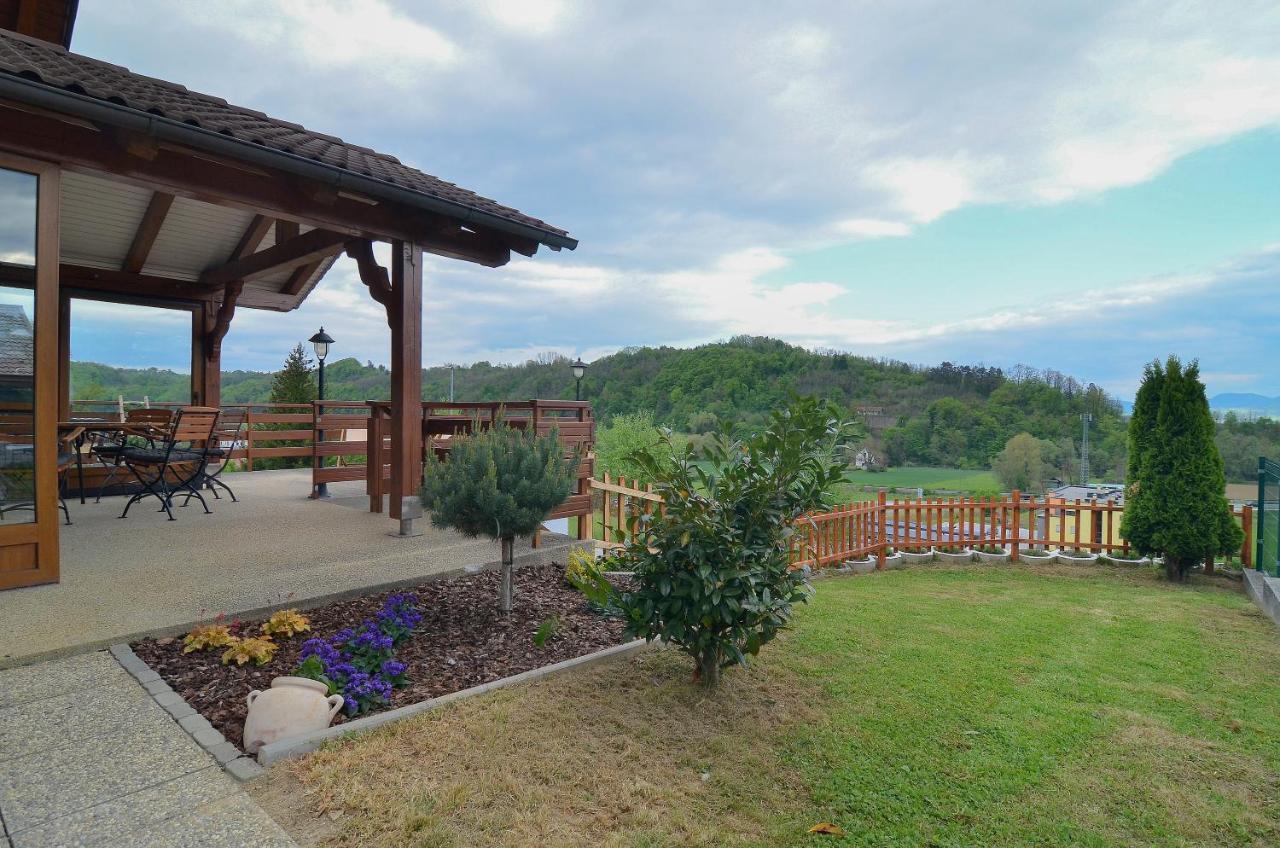 Flower House Podčetrtek Eksteriør billede